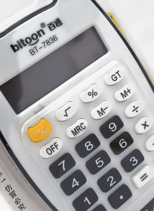 CALCULADORA ESPECIAL DE BOLSILLO MODELO EXCLUSIVO MODELO MEDIANA ACRILICO  2022