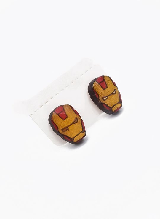 ARETES MEDIANOS  EN BISUTERIA - HECHO A MANO DISEÑO  ORIGINAL FRAMBUESA 2022 GARANTIZADOS