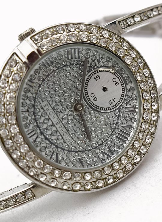 RELOJ ANALOGO CON SEGUNDERO LATERAL CALIDAD AA DISEÑO PULSO ACERADO EXCL   / NO SUMERGIBLE