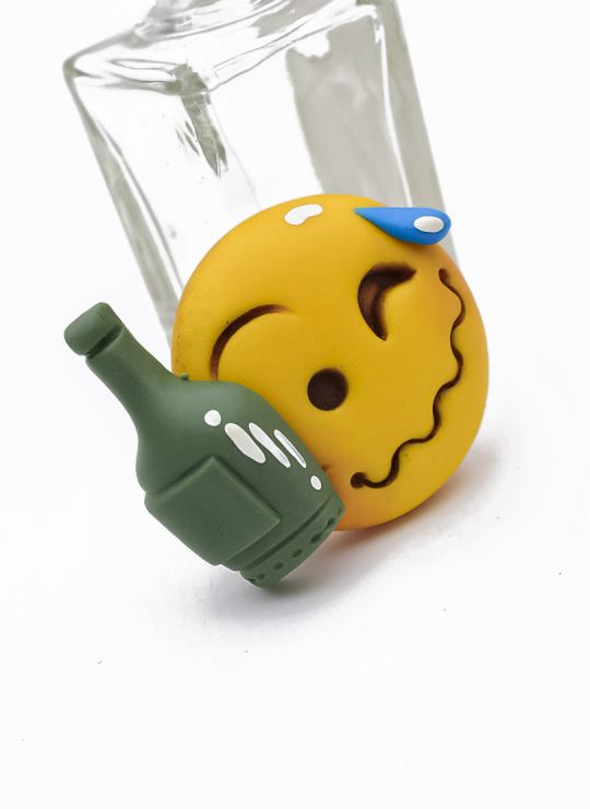 PIN/PRENDEDOR EMOTICON PORCELANICRON COLORES  COLORES MEDIANO EXCLUSIVO