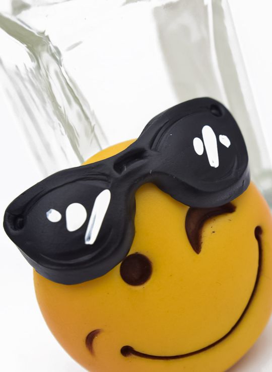 PIN/PRENDEDOR EMOTICON PORCELANICRON COLORES  COLORES MEDIANO EXCLUSIVO