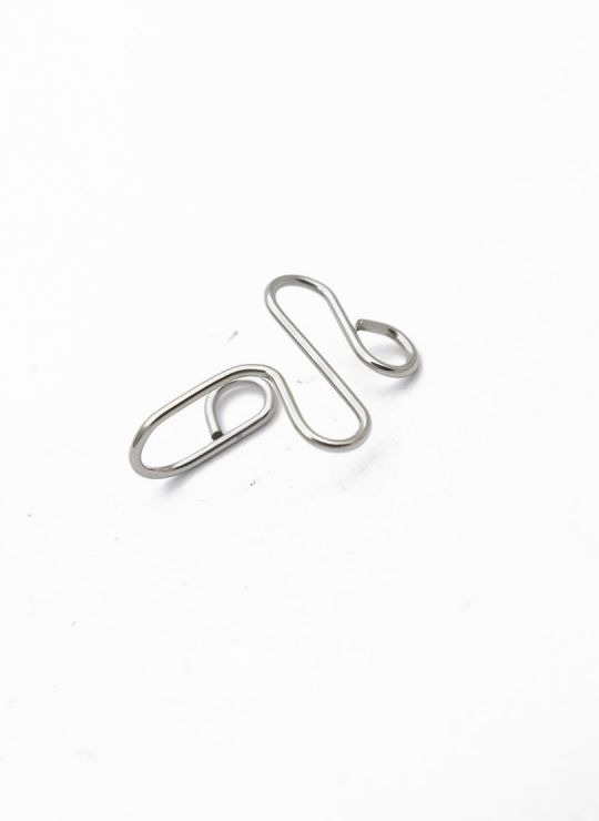 EAR CUFF ACERO  INOXIDABLE 316L MEDIANA - DISEÑO ORIGINAL/EXCLUSIVO LABRADO ESPECIAL 