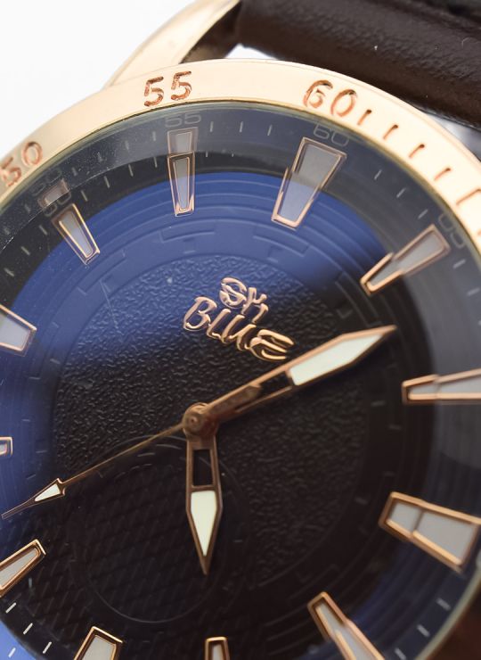 RELOJ PARA HOMBRE ANALOGO CALIDAD AA  DISEÑO EXCLUSIVO PULSO SILICONA O  CUERO SINT / NO SUMERGIBLE