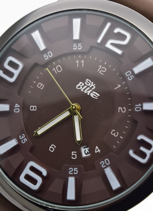 RELOJ ANALOGO CON CALENDARIO   CALIDAD AA DISEÑO PULSO CUERO REFORZADO  / NO SUMERGIBLE