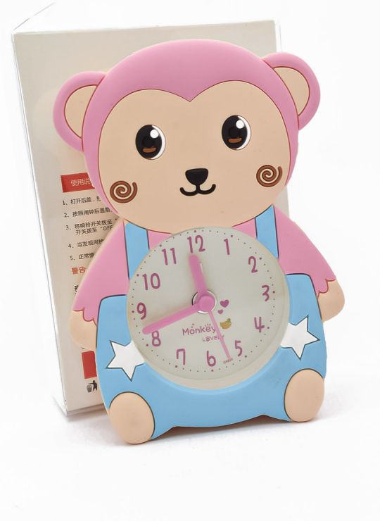 RELOJ 12 X 7 CM ESCRITORIO CON ALARMA  FRENTE GOMA - METALICO MEDIANO  PILA AA 