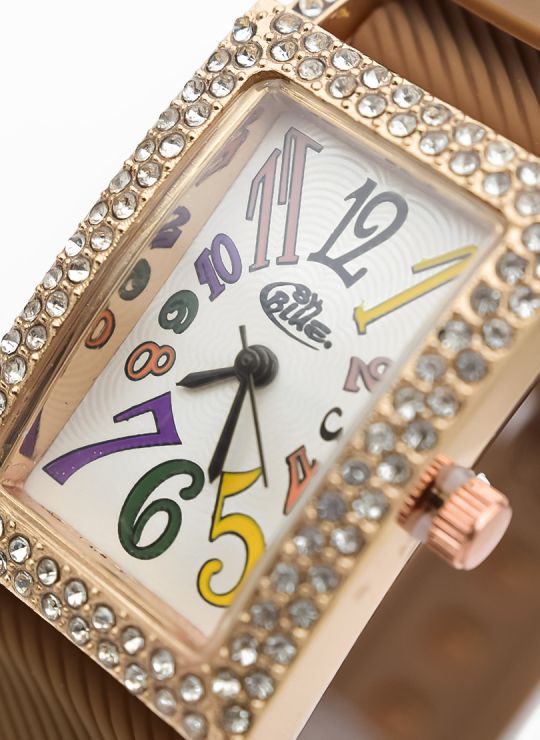 RELOJ ANALOGO CALIDAD AA PULSO SILICONA / NO SUMERGIBLE
