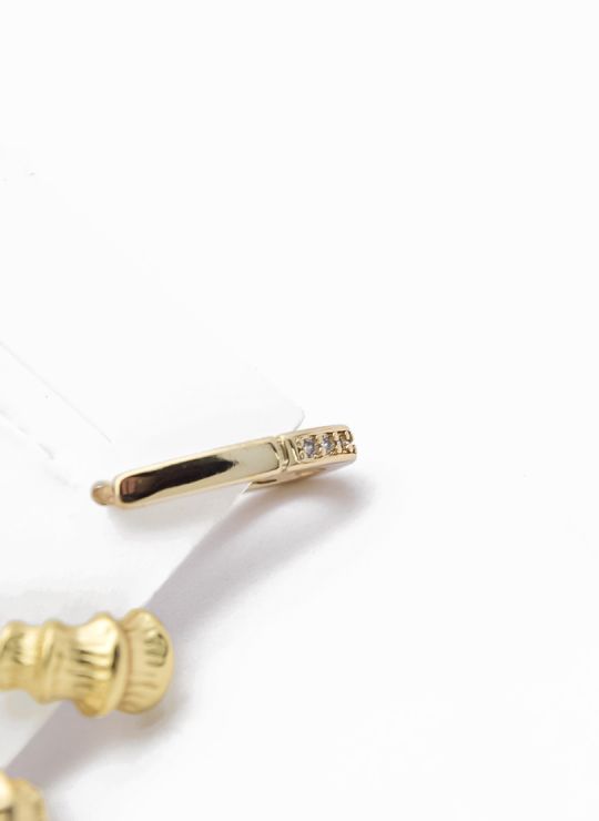 SET DE ARETES 1 PAR Y SOLITARIO TENDENCIA XUPING/ RODIO  