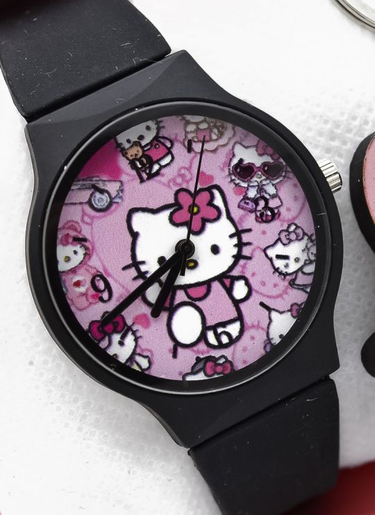 SET DE RELOJ CON LLAVERO PERSONAJE Y ESTUCHE DE LUJO