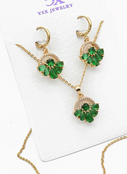 SET DE COLLAR Y DIJE EN RODIO CON MICROCIRCIONES / GARANTIA