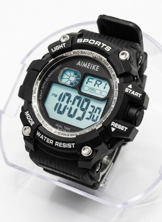 RELOJ DIGITAL SUMERGIBLE 3 MTS CON LUZ, CALENDARIO, CRONOMETRO ESTUCHE PULSO EN GOMA- GARANTIA DE 3 MESES