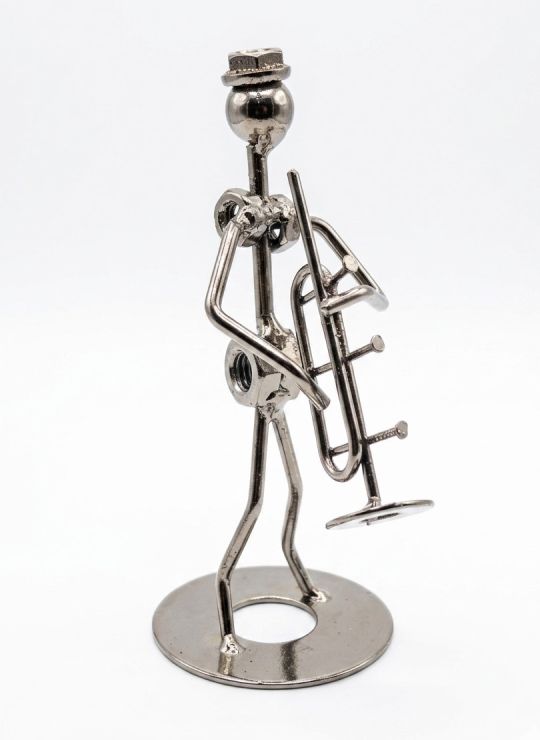 ADORNO METALICO ESPECIAL MUSICO PARA ESCRITORIO 16CMS 