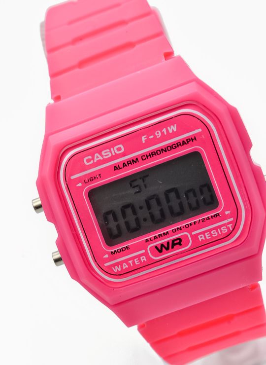 RELOJ CALIDAD AAA DIGITAL PULSO EN GOMA /LUZ INTERNA/ NO SUMERGIBLE