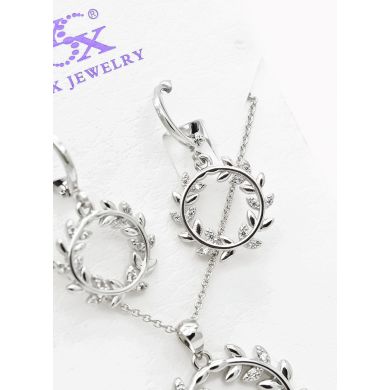 SET DE COLLAR Y DIJE EN RODIO CON MICROCIRCIONES/XUPING