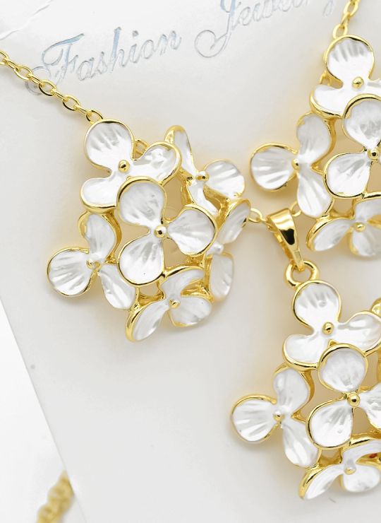 SET DE COLLAR Y DIJE EN RODIO CON MICROCIRCIONES